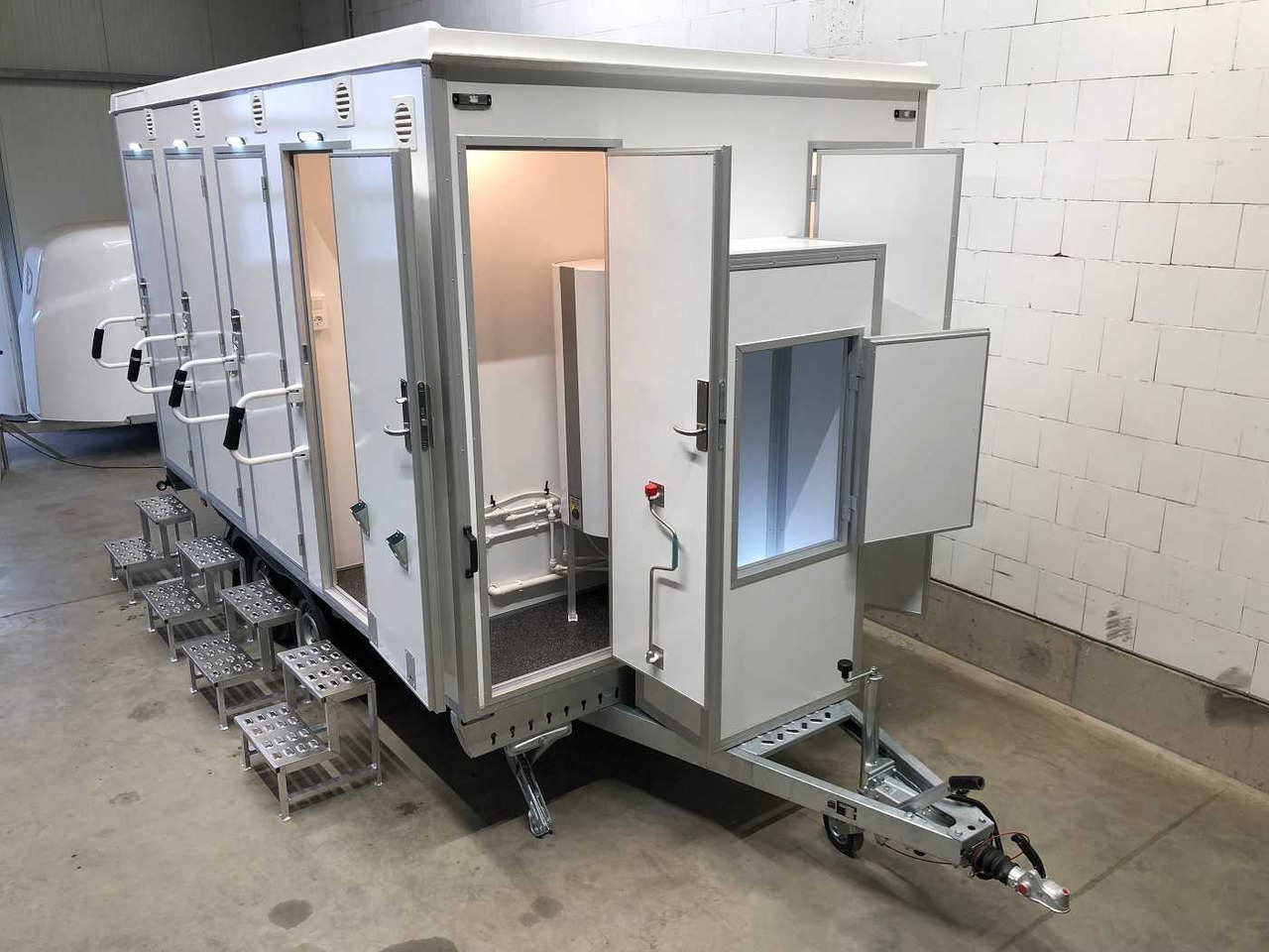 ROSEMEIER EW TA-NO Duschwagen mit 4 Duschen Toilettenanhänger - Wooncontainer, Aanhanger: afbeelding 5 ROSEMEIER EW TA-NO Duschwagen mit 4 Duschen Toilettenanhänger - Wooncontainer, Aanhanger: afbeelding 5