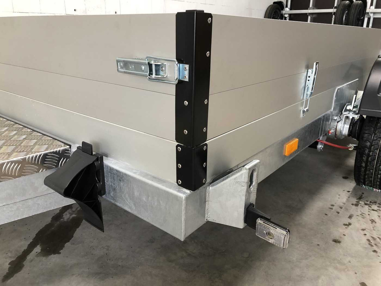 Nieuw Aanhangwagen auto VEZEKO Husky FB 15.28 BW 250 Absenker: afbeelding 8 Nieuw Aanhangwagen auto VEZEKO Husky FB 15.28 BW 250 Absenker: afbeelding 8