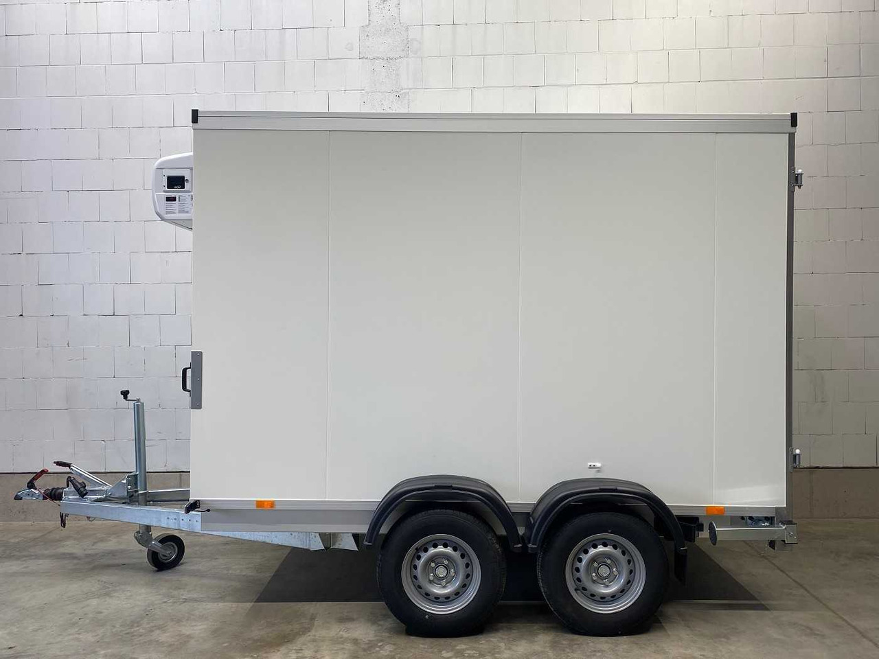VEZEKO TK B 27.30 KH Kühlanhänger - Koelwagen aanhangwagen: afbeelding 5 VEZEKO TK B 27.30 KH Kühlanhänger - Koelwagen aanhangwagen: afbeelding 5