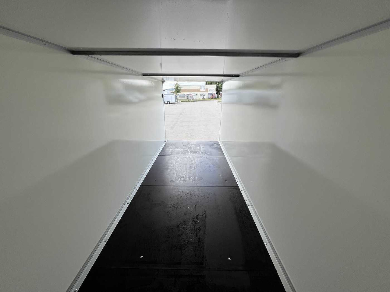 Nieuw Gesloten aanhangwagen WM MEYER AZ 2760/200 S40 Kofferanhänger: afbeelding 16 Nieuw Gesloten aanhangwagen WM MEYER AZ 2760/200 S40 Kofferanhänger: afbeelding 16