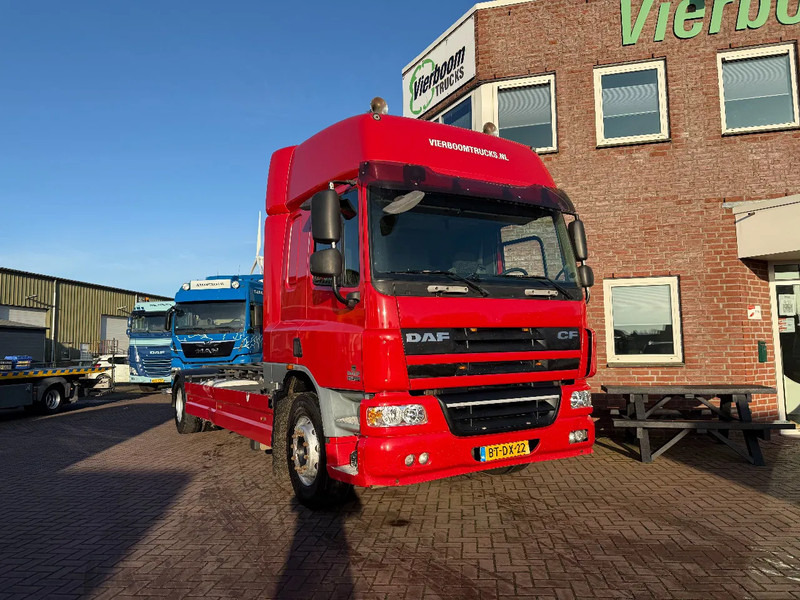 DAF CF 75 CF75-250 4X2 SPACECAB/RENOVA/STEEL/AIR/AIRCO/HOLLAND TRUCK - Containertransporter/ Wissellaadbak vrachtwagen: afbeelding 1 DAF CF 75 CF75-250 4X2 SPACECAB/RENOVA/STEEL/AIR/AIRCO/HOLLAND TRUCK - Containertransporter/ Wissellaadbak vrachtwagen: afbeelding 1