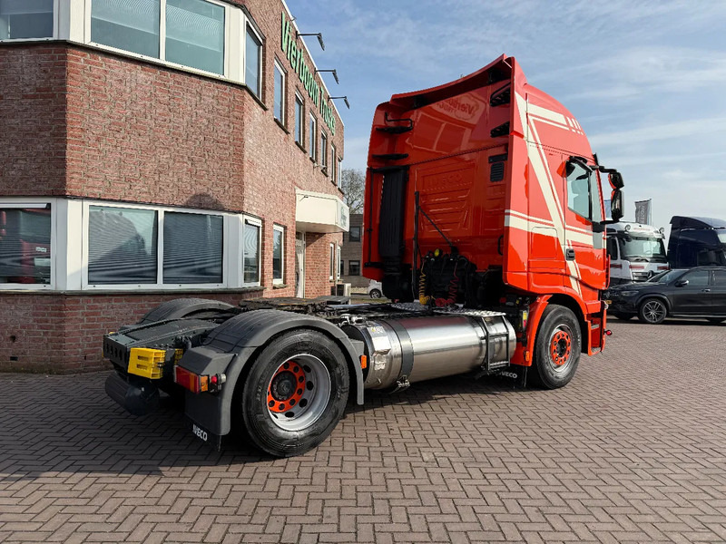 Iveco Stralis 400 Stralis 400 4X2 LNG Retarder 2x Tank Holland Truck TUV 01-2026!!!!!!!! - Trekker: afbeelding 4 Iveco Stralis 400 Stralis 400 4X2 LNG Retarder 2x Tank Holland Truck TUV 01-2026!!!!!!!! - Trekker: afbeelding 4