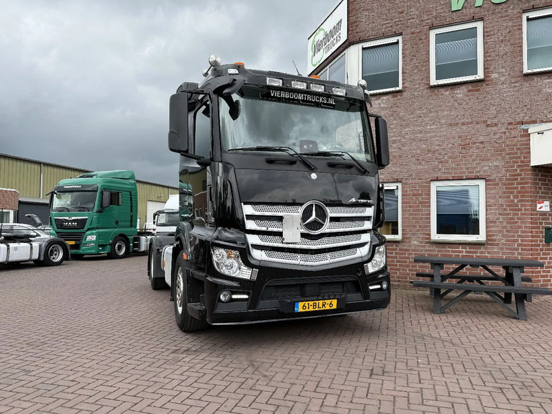 Mercedes-Benz Actros Actros 1943LS Hydrauliek / 478.040KM / Leer / Dealer onderhouden / Top staat - Trekker: afbeelding 1 Mercedes-Benz Actros Actros 1943LS Hydrauliek / 478.040KM / Leer / Dealer onderhouden / Top staat - Trekker: afbeelding 1