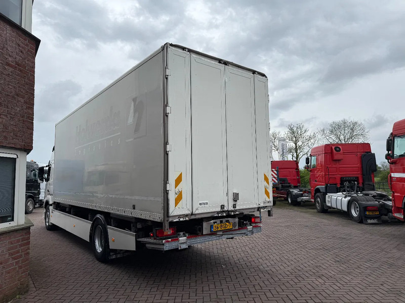 Volvo FM 410 GLOBETROTTER BDF MIT WECHSELKOFFER + LBW EURO 6 HOLLAND TRUCK - Containertransporter/ Wissellaadbak vrachtwagen: afbeelding 4 Volvo FM 410 GLOBETROTTER BDF MIT WECHSELKOFFER + LBW EURO 6 HOLLAND TRUCK - Containertransporter/ Wissellaadbak vrachtwagen: afbeelding 4