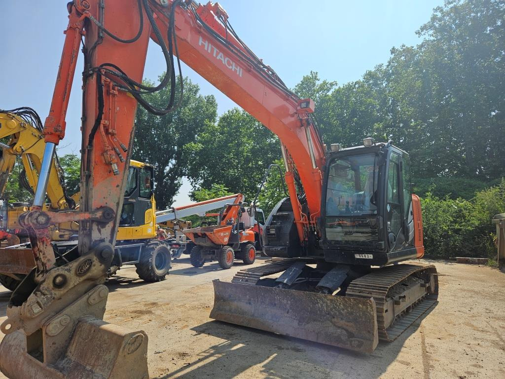 HITACHI ZX 135 US - Rupsgraafmachine: afbeelding 3 HITACHI ZX 135 US - Rupsgraafmachine: afbeelding 3