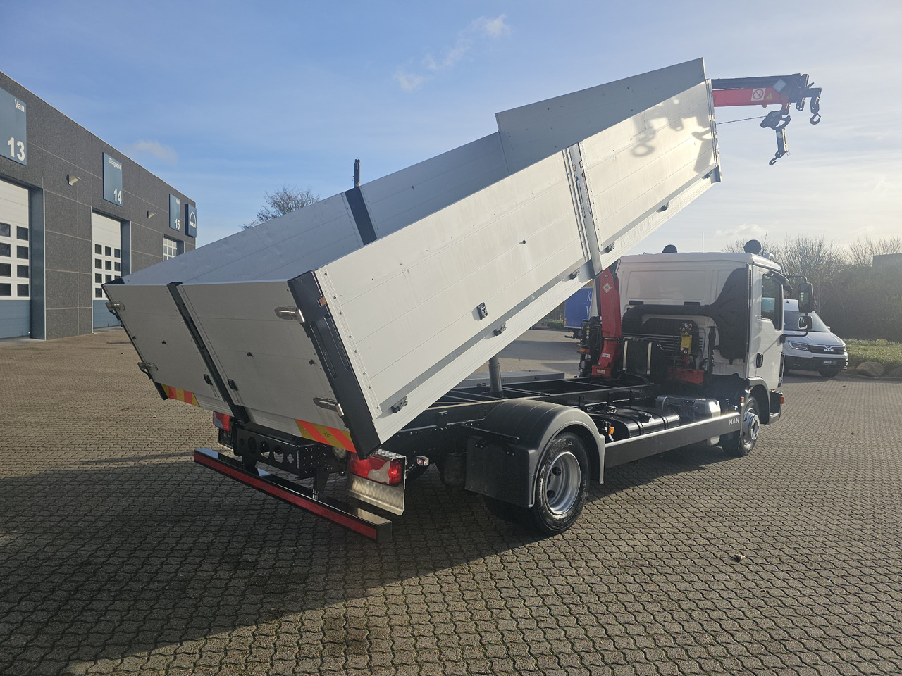 MAN TGL 10.220 - Kipper vrachtwagen, Kraanwagen: afbeelding 4 MAN TGL 10.220 - Kipper vrachtwagen, Kraanwagen: afbeelding 4