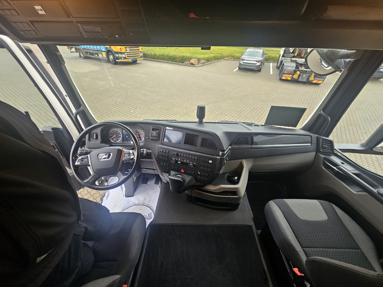 Schuifzeilen vrachtwagen MAN TGL 12.250: afbeelding 13 Schuifzeilen vrachtwagen MAN TGL 12.250: afbeelding 13