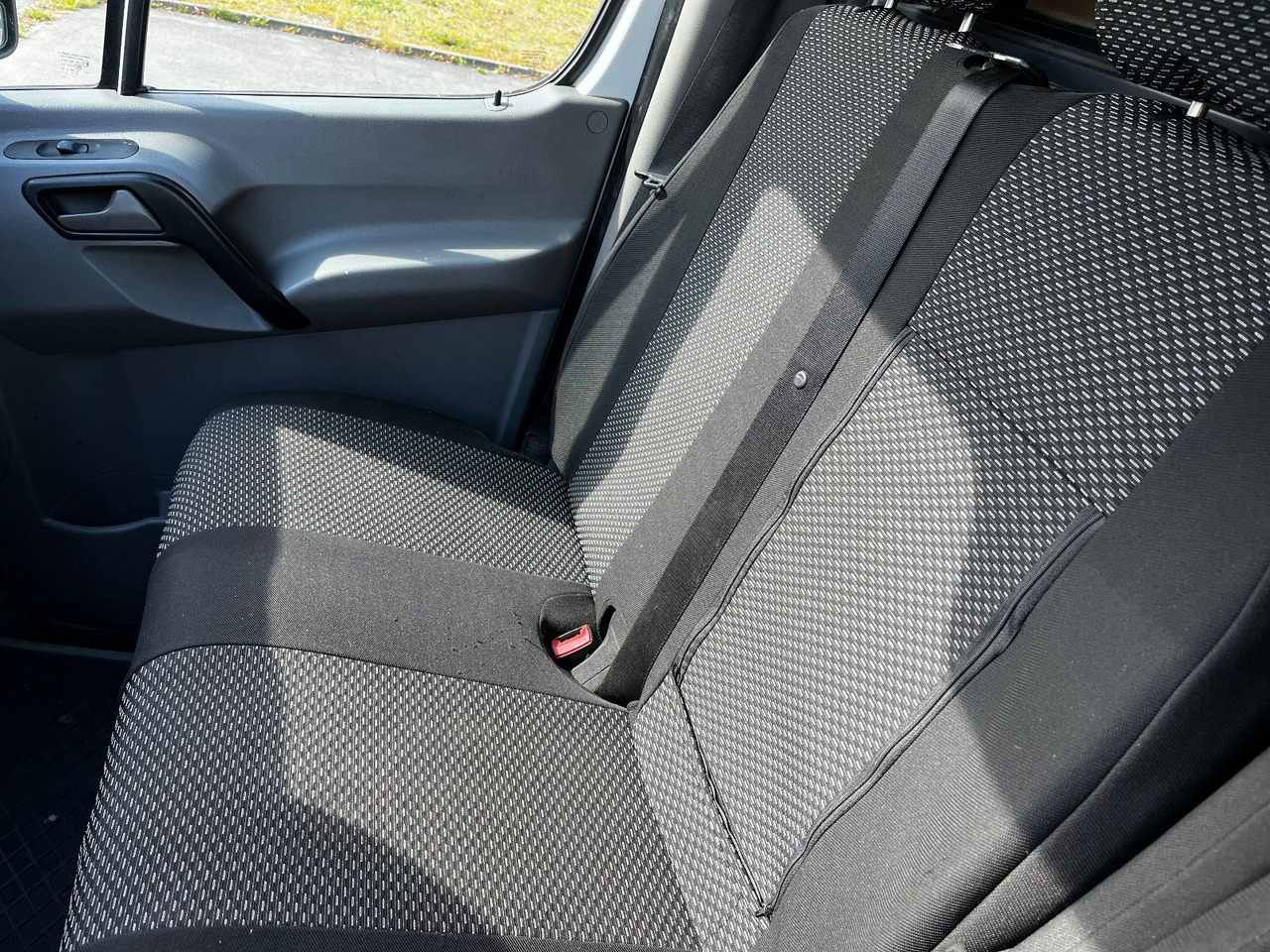 Leasing Mercedes-Benz Sprinter II Kasten 316 CDI Mercedes-Benz Sprinter II Kasten 316 CDI: afbeelding 14 Leasing Mercedes-Benz Sprinter II Kasten 316 CDI Mercedes-Benz Sprinter II Kasten 316 CDI: afbeelding 14