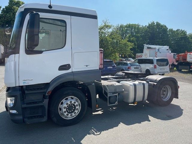 Mercedes-Benz Actros MB 1843 Kipphyd. vorbereitung und ADR - Trekker: afbeelding 4 Mercedes-Benz Actros MB 1843 Kipphyd. vorbereitung und ADR - Trekker: afbeelding 4