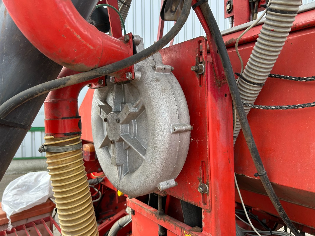 Becker Aeromat 6 - Zaaimachine: afbeelding 3 Becker Aeromat 6 - Zaaimachine: afbeelding 3