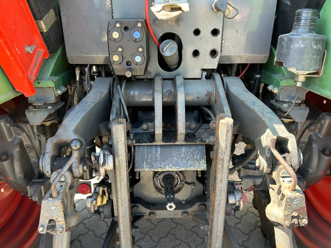 Fendt Farmer 310 - Tractor: afbeelding 4 Fendt Farmer 310 - Tractor: afbeelding 4