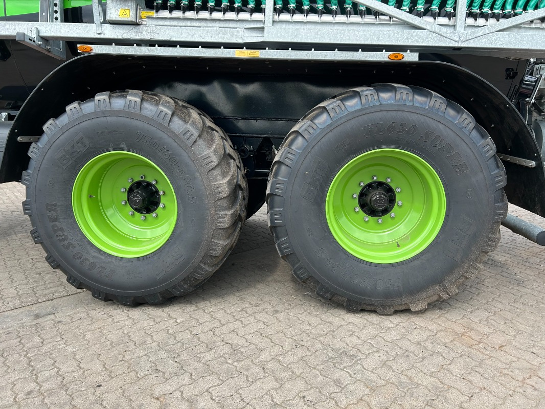 Fliegl VFW 18000 MAXX LINE PLUS - Bemestingstechniek: afbeelding 3 Fliegl VFW 18000 MAXX LINE PLUS - Bemestingstechniek: afbeelding 3