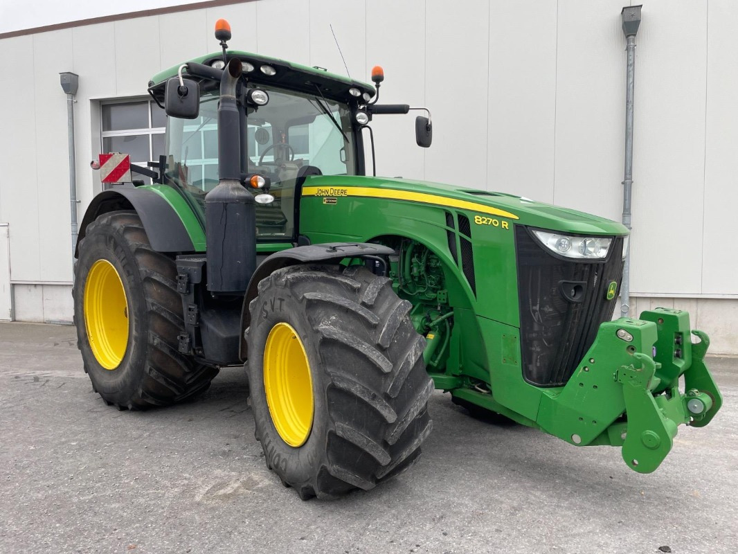 John Deere 8270R - Tractor: afbeelding 2 John Deere 8270R - Tractor: afbeelding 2