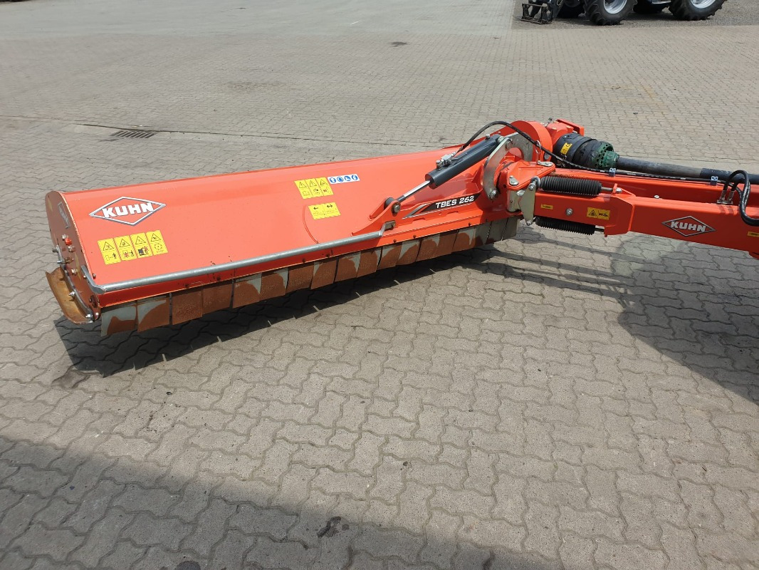 Kuhn TBES 262 **NEUE SCHLEGEL, WELLE NEU GEWUCHTET** - Klepelmaaier: afbeelding 2 Kuhn TBES 262 **NEUE SCHLEGEL, WELLE NEU GEWUCHTET** - Klepelmaaier: afbeelding 2