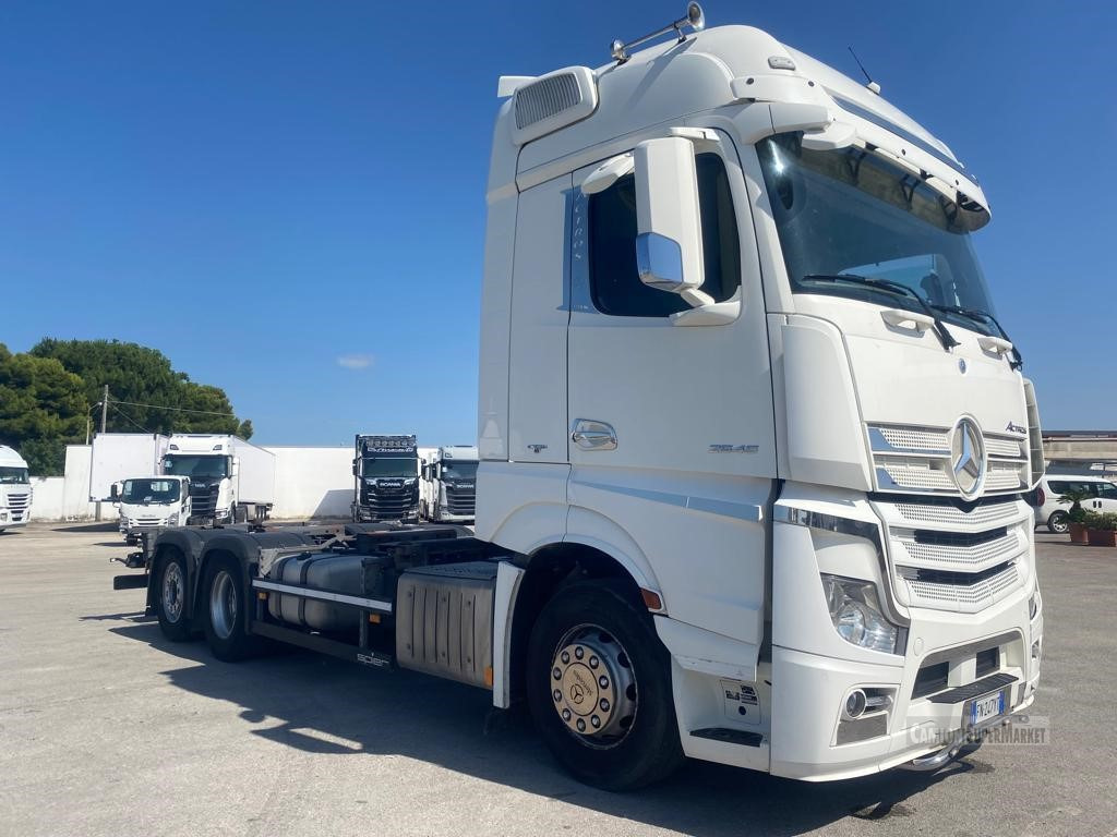 MERCEDES-BENZ ACTROS 2545 - Containertransporter/ Wissellaadbak vrachtwagen: afbeelding 1 MERCEDES-BENZ ACTROS 2545 - Containertransporter/ Wissellaadbak vrachtwagen: afbeelding 1