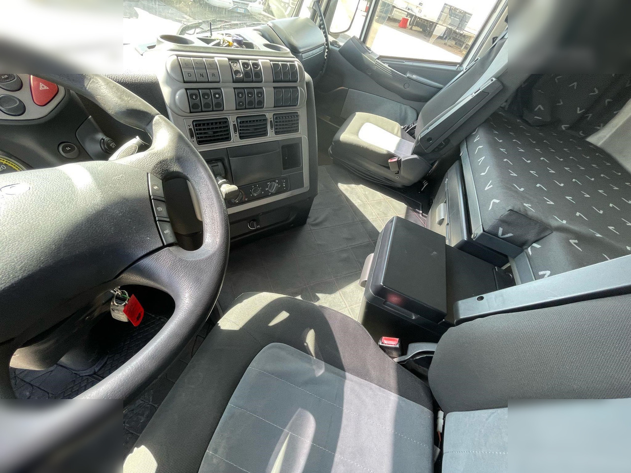 IVECO ECOSTRALIS 500 - Trekker: afbeelding 5 IVECO ECOSTRALIS 500 - Trekker: afbeelding 5