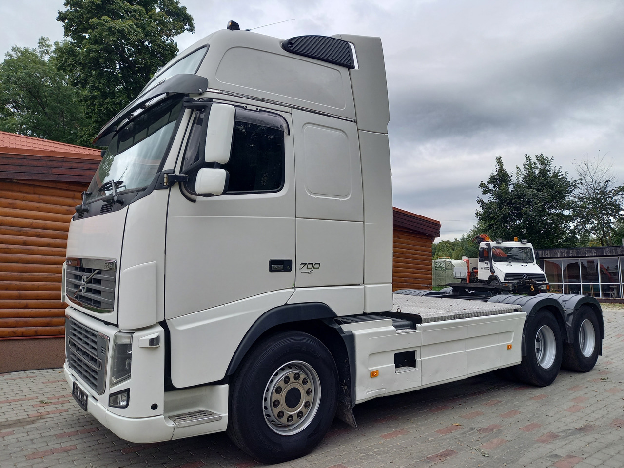 VOLVO FH 16, 6x4, 700, HÜDRAULIKA - Trekker: afbeelding 3 VOLVO FH 16, 6x4, 700, HÜDRAULIKA - Trekker: afbeelding 3