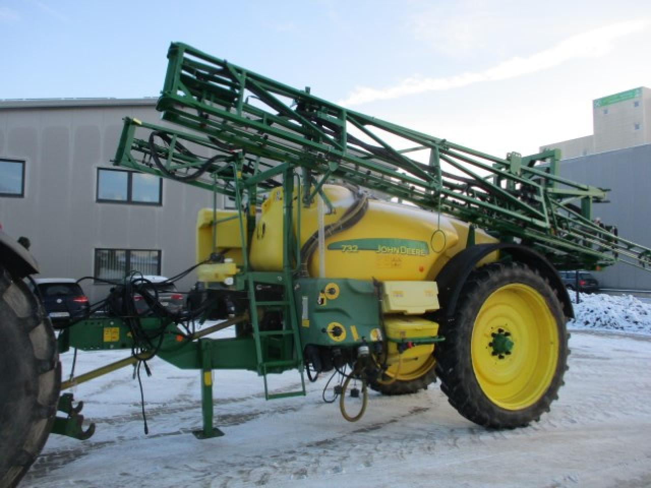 John Deere 732 - Getrokken veldspuit: afbeelding 1 John Deere 732 - Getrokken veldspuit: afbeelding 1