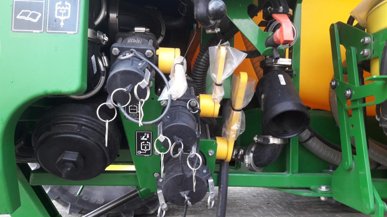 John Deere M952 I - Getrokken veldspuit: afbeelding 4 John Deere M952 I - Getrokken veldspuit: afbeelding 4