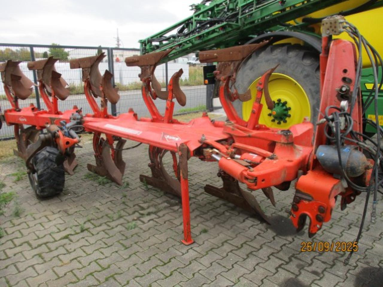 Kuhn Varimaster 152 NSH - Ploeg: afbeelding 1 Kuhn Varimaster 152 NSH - Ploeg: afbeelding 1