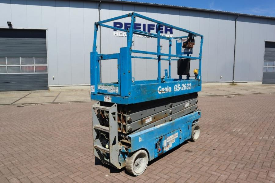 Genie GS2632 Electric, Working Height 10m, 227kg Capacit - Schaarlift: afbeelding 4 Genie GS2632 Electric, Working Height 10m, 227kg Capacit - Schaarlift: afbeelding 4