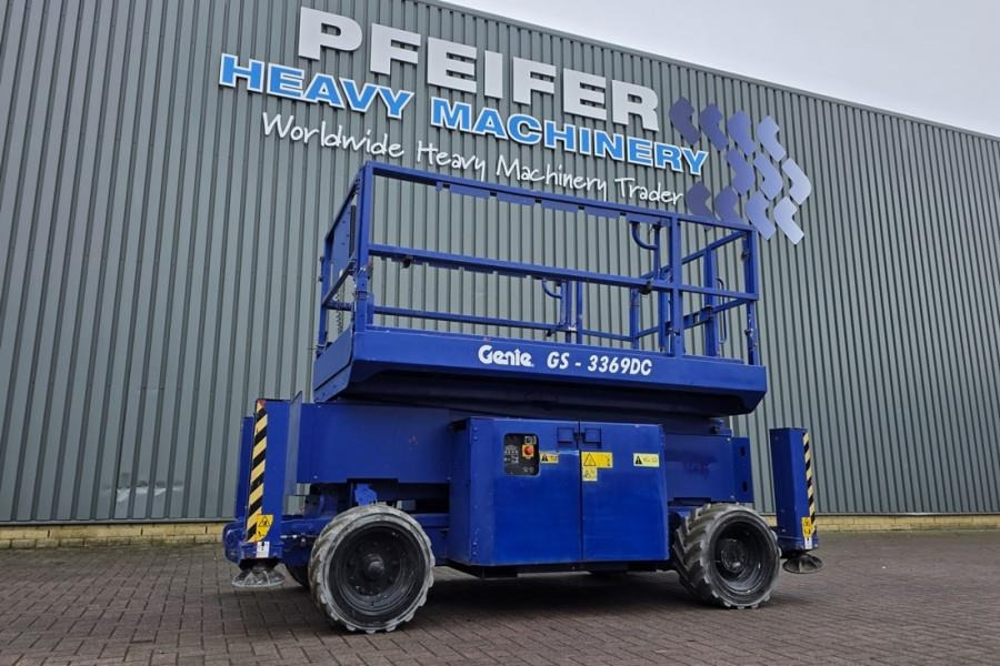 Genie GS3369DC Electric, 11.9m Working Height, 454kg Cap - Schaarlift: afbeelding 1 Genie GS3369DC Electric, 11.9m Working Height, 454kg Cap - Schaarlift: afbeelding 1