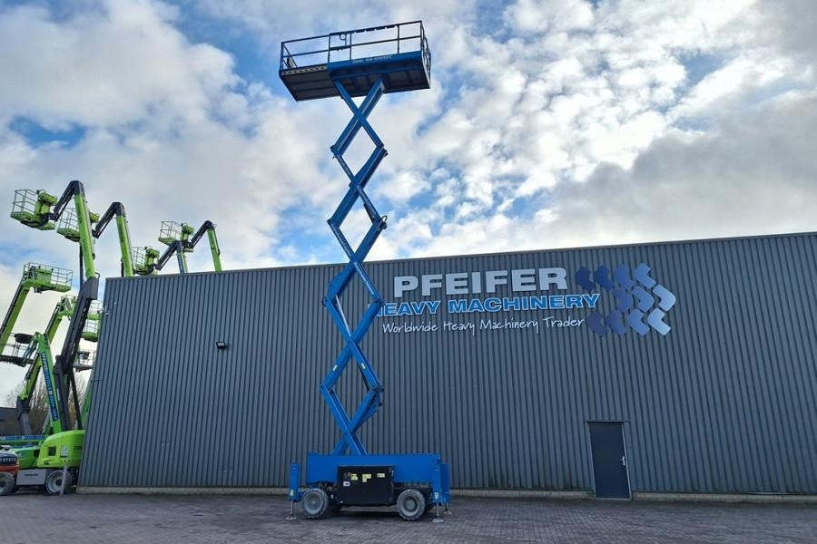 Genie GS4069DC Electric, 14m Working Height, 363kg Capac - Schaarlift: afbeelding 3 Genie GS4069DC Electric, 14m Working Height, 363kg Capac - Schaarlift: afbeelding 3