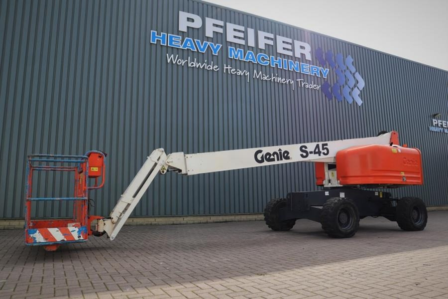 Genie S45 Valid inspection, Diesel, 4x4 Drive, 15.72 m W - Telescoophoogwerker: afbeelding 1 Genie S45 Valid inspection, Diesel, 4x4 Drive, 15.72 m W - Telescoophoogwerker: afbeelding 1