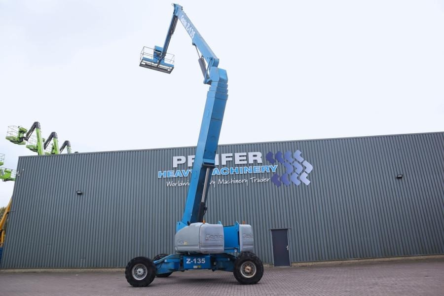 Genie Z135/70 Diesel, 4x4x4 Drive, 43m Lifting Height, 2 - Knikarmhoogwerker: afbeelding 2 Genie Z135/70 Diesel, 4x4x4 Drive, 43m Lifting Height, 2 - Knikarmhoogwerker: afbeelding 2