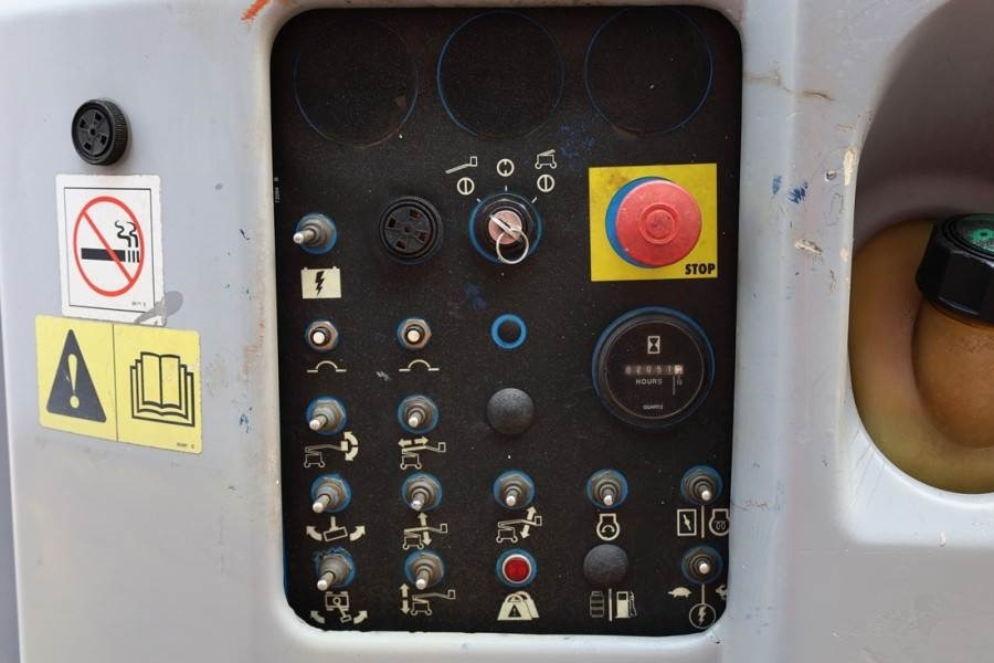 Genie Z34/22 Diesel, 4x4 Drive, 12.6m Working Height, 6. - Knikarmhoogwerker: afbeelding 4 Genie Z34/22 Diesel, 4x4 Drive, 12.6m Working Height, 6. - Knikarmhoogwerker: afbeelding 4