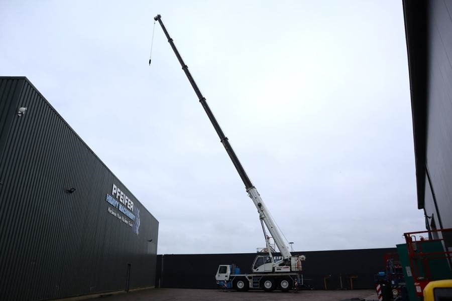 Grove GMK3055 Diesel, 6x6x6, 55t Capacity, 43m Main Boom  - Alle terrein kraan: afbeelding 3 Grove GMK3055 Diesel, 6x6x6, 55t Capacity, 43m Main Boom  - Alle terrein kraan: afbeelding 3