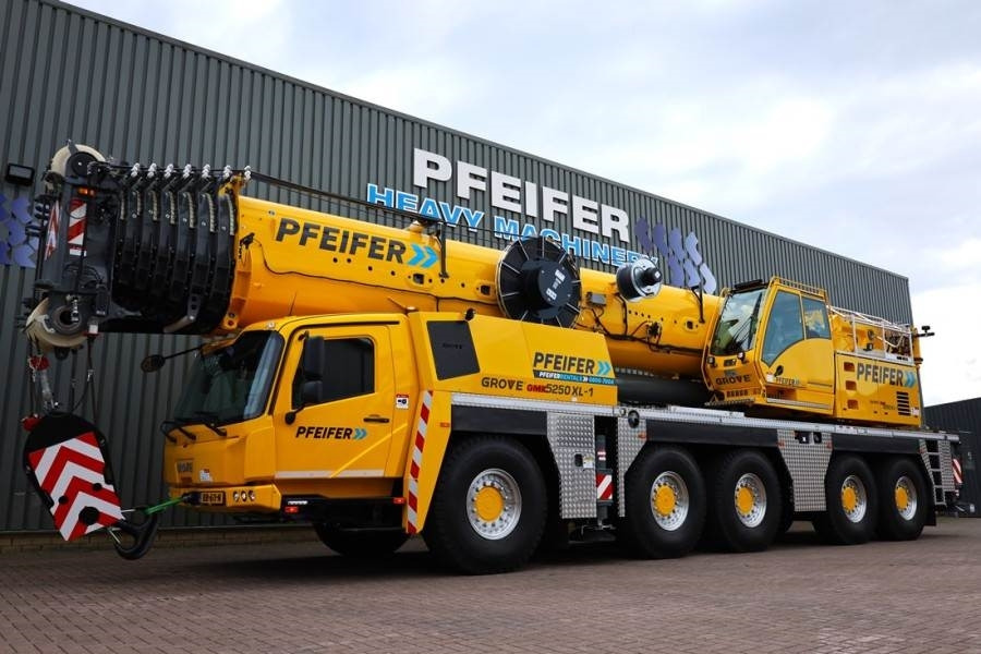 Grove GMK5250XL-1 Available For Rent, Dutch Registration  - Alle terrein kraan: afbeelding 1 Grove GMK5250XL-1 Available For Rent, Dutch Registration  - Alle terrein kraan: afbeelding 1