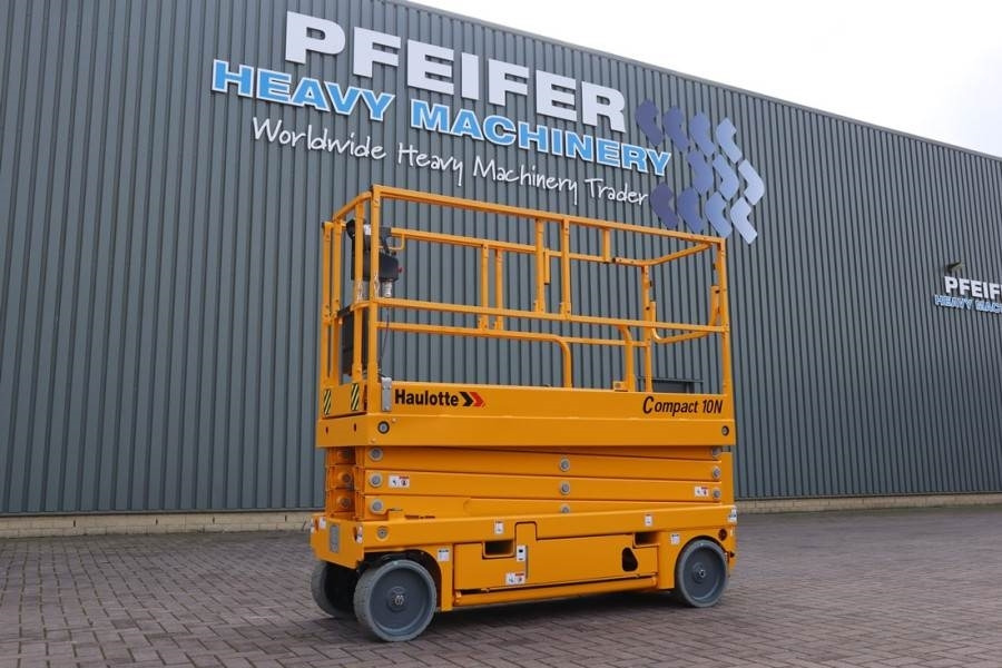 Haulotte Compact 10N Valid Inspection, *Guarantee! 10m Work - Schaarlift: afbeelding 1 Haulotte Compact 10N Valid Inspection, *Guarantee! 10m Work - Schaarlift: afbeelding 1