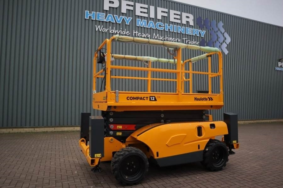Haulotte Compact 12DX Valid Inspection, *Guarantee! Diesel, - Schaarlift: afbeelding 1 Haulotte Compact 12DX Valid Inspection, *Guarantee! Diesel, - Schaarlift: afbeelding 1