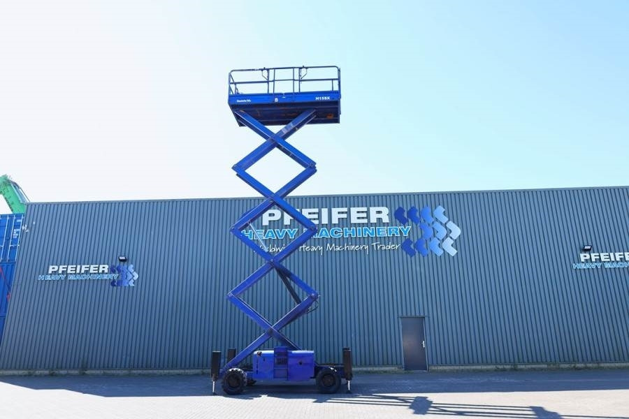 Haulotte H15SX Diesel, 4x4 Drive 15 Working Height, 500kg C - Schaarlift: afbeelding 3 Haulotte H15SX Diesel, 4x4 Drive 15 Working Height, 500kg C - Schaarlift: afbeelding 3