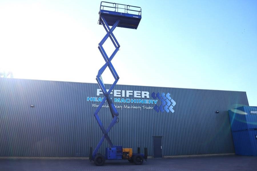 Haulotte H15SX New Tyres, Diesel, 4x4 Drive, 15 Working Hei - Schaarlift: afbeelding 3 Haulotte H15SX New Tyres, Diesel, 4x4 Drive, 15 Working Hei - Schaarlift: afbeelding 3