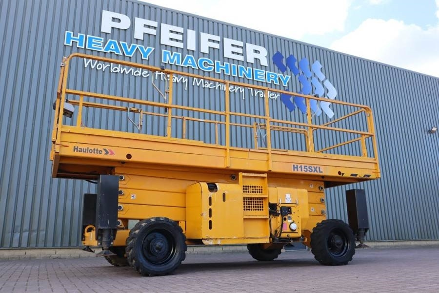 Haulotte H15SXL Diesel, 4x4 Drive, 15m Working Height, 500k - Schaarlift: afbeelding 1 Haulotte H15SXL Diesel, 4x4 Drive, 15m Working Height, 500k - Schaarlift: afbeelding 1