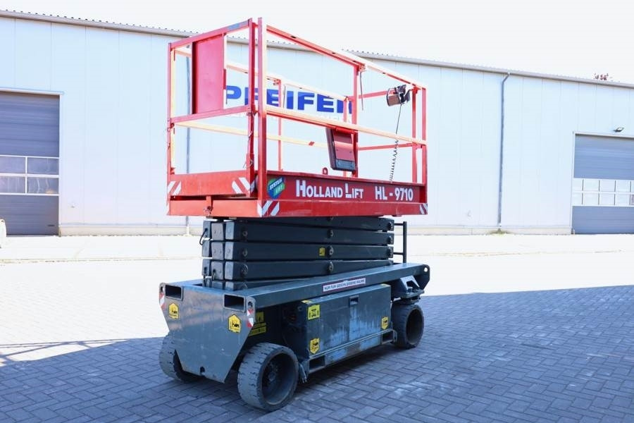 Holland Lift Ecostar HL-9710 Electric, 12m Working Height, 325k - Schaarlift: afbeelding 2 Holland Lift Ecostar HL-9710 Electric, 12m Working Height, 325k - Schaarlift: afbeelding 2