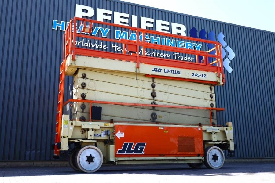 JLG SL245-12 Diesel, 4x4x4 Drive, 26.5m Working Height - Schaarlift: afbeelding 1 JLG SL245-12 Diesel, 4x4x4 Drive, 26.5m Working Height - Schaarlift: afbeelding 1