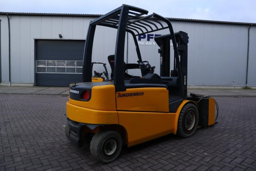 Jungheinrich EFG535 Electric, Lifting Height 4700mm, Freelift 1 - Diesel heftruck: afbeelding 2 Jungheinrich EFG535 Electric, Lifting Height 4700mm, Freelift 1 - Diesel heftruck: afbeelding 2