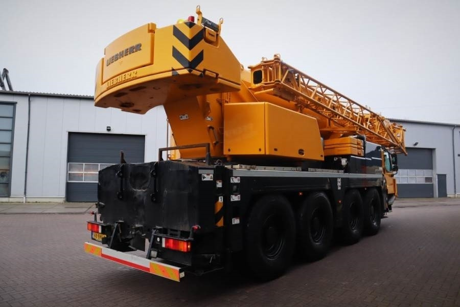 Liebherr LTM1070-4.2 Dutch Vehicle Registration, Valid Insp - Alle terrein kraan: afbeelding 2 Liebherr LTM1070-4.2 Dutch Vehicle Registration, Valid Insp - Alle terrein kraan: afbeelding 2