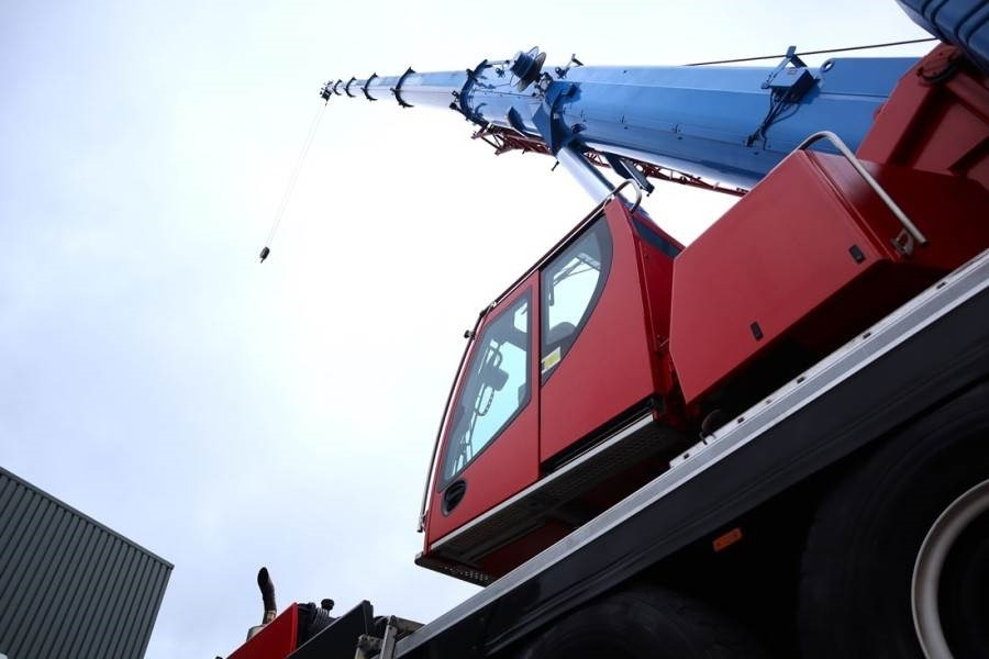 Liebherr LTM1070-4.2 Dutch Vehicle Registration, Valid Insp - Alle terrein kraan: afbeelding 3 Liebherr LTM1070-4.2 Dutch Vehicle Registration, Valid Insp - Alle terrein kraan: afbeelding 3