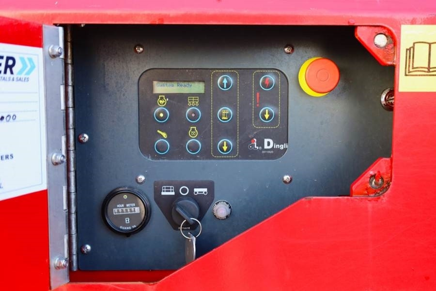 Magni DS1218RT Valid inspection, Diesel, 4x4 Drive, 12m - Schaarlift: afbeelding 5 Magni DS1218RT Valid inspection, Diesel, 4x4 Drive, 12m - Schaarlift: afbeelding 5