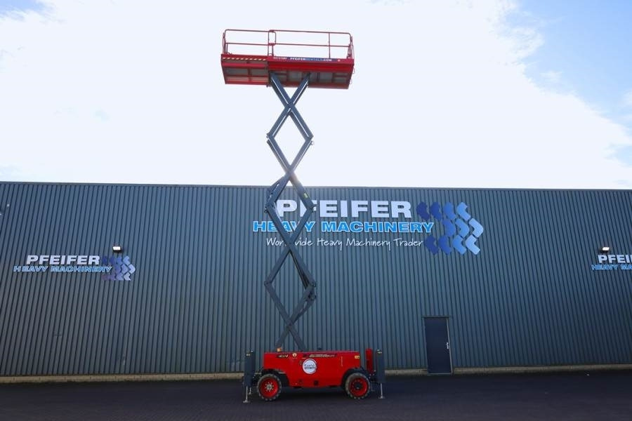 Magni DS1218RT Valid inspection, Diesel, 4x4 Drive, 12m - Schaarlift: afbeelding 3 Magni DS1218RT Valid inspection, Diesel, 4x4 Drive, 12m - Schaarlift: afbeelding 3