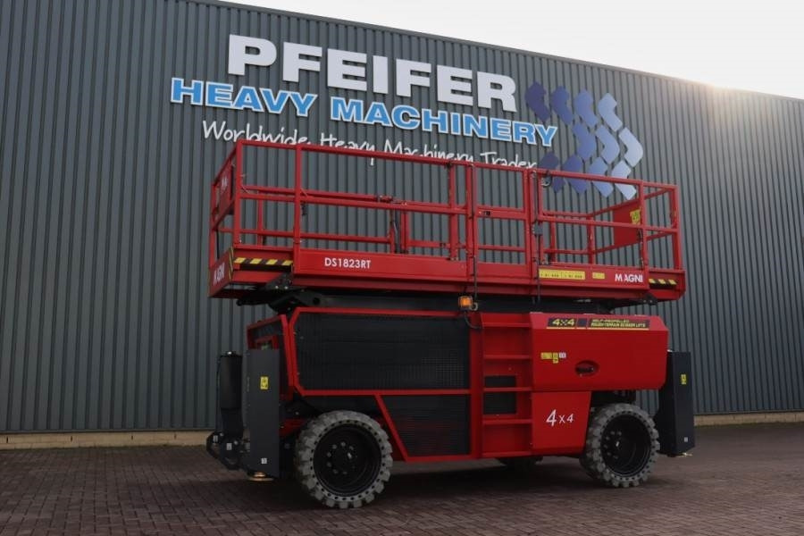 Magni DS1823RT New And Available Directly From Stock, Di - Schaarlift: afbeelding 1 Magni DS1823RT New And Available Directly From Stock, Di - Schaarlift: afbeelding 1