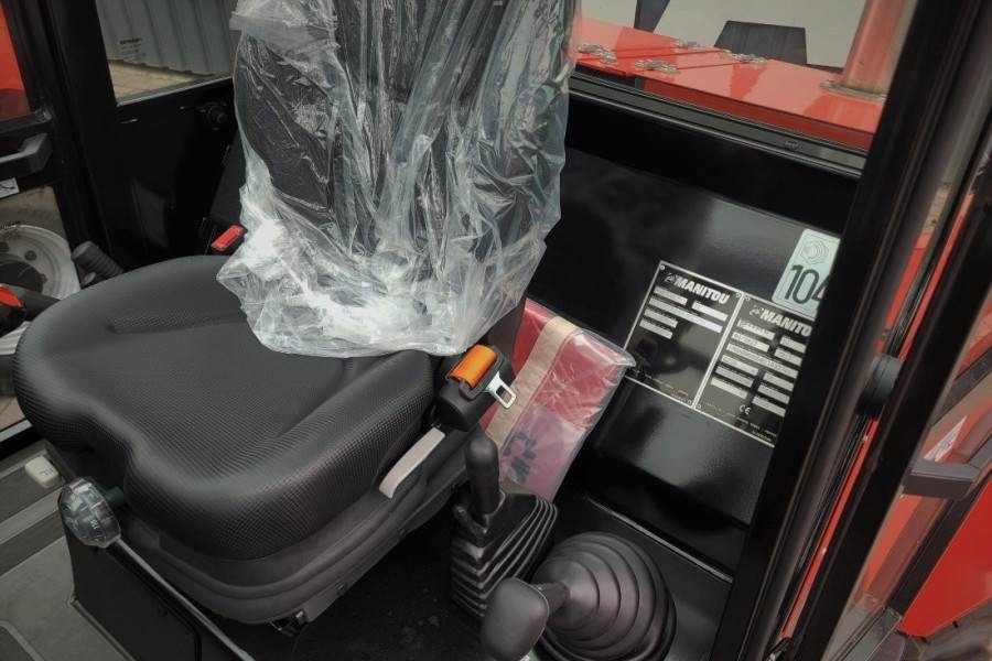 Manitou M30-4 Valid inspection, *Guarantee, Diesel, 4x4 Dr - Ruw terrein heftruck: afbeelding 3 Manitou M30-4 Valid inspection, *Guarantee, Diesel, 4x4 Dr - Ruw terrein heftruck: afbeelding 3