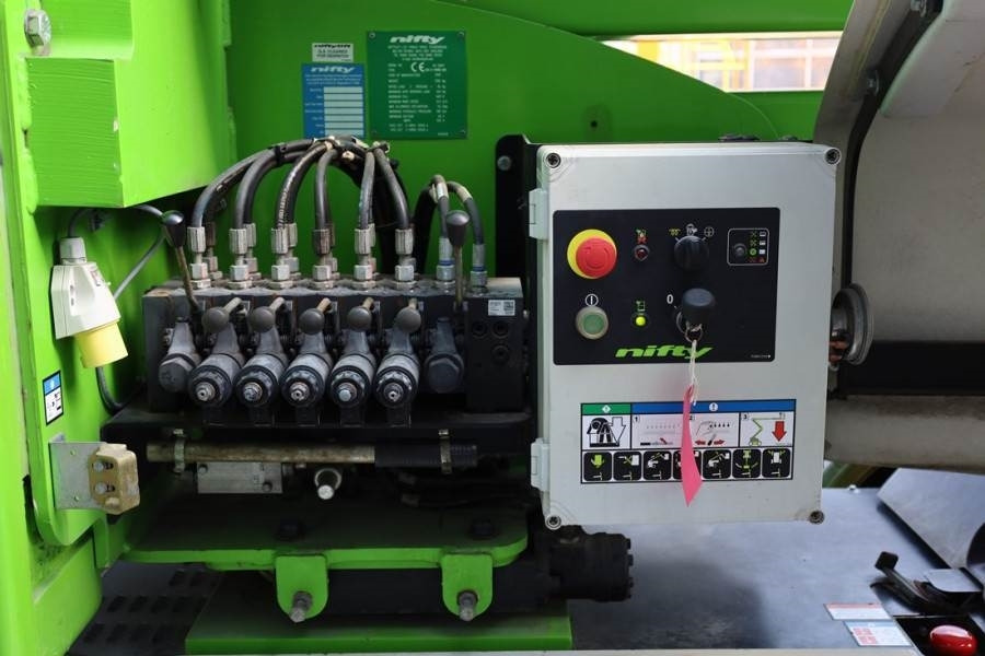 Niftylift HR15N Hybrid MK3 Hybrid, 4x2 Drive, 15.5m Working - Knikarmhoogwerker: afbeelding 4 Niftylift HR15N Hybrid MK3 Hybrid, 4x2 Drive, 15.5m Working - Knikarmhoogwerker: afbeelding 4