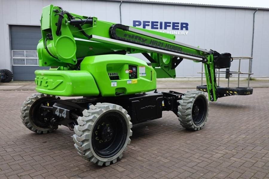 Niftylift HR21 HYBRIDE 4x4 MK2 Hybride, 4x4 Drive, 21m Worki - Knikarmhoogwerker: afbeelding 2 Niftylift HR21 HYBRIDE 4x4 MK2 Hybride, 4x4 Drive, 21m Worki - Knikarmhoogwerker: afbeelding 2