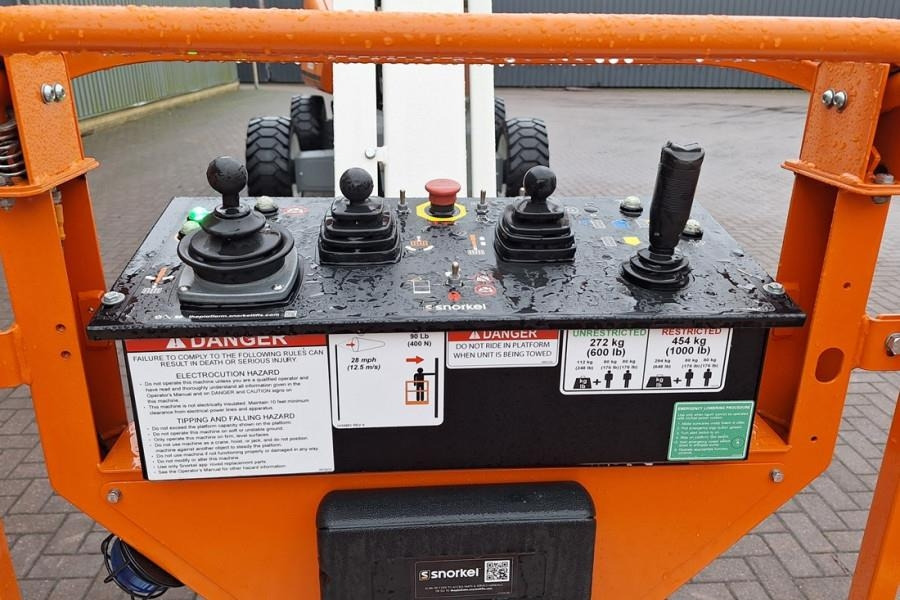 Snorkel 660SJ Valid Inspection, *Guarantee! CE, Diesel, 4x - Telescoophoogwerker: afbeelding 4 Snorkel 660SJ Valid Inspection, *Guarantee! CE, Diesel, 4x - Telescoophoogwerker: afbeelding 4