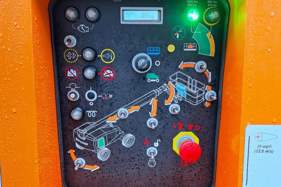 Snorkel 660SJ Valid Inspection, *Guarantee! CE, Diesel, 4x - Telescoophoogwerker: afbeelding 5 Snorkel 660SJ Valid Inspection, *Guarantee! CE, Diesel, 4x - Telescoophoogwerker: afbeelding 5